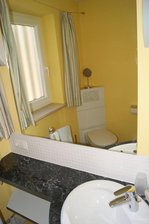 Apartmán Haus Mirabell Bad Füssing Pokoj fotografie